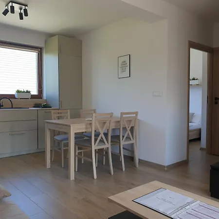 Near The Airport- Lägenhet Kraków