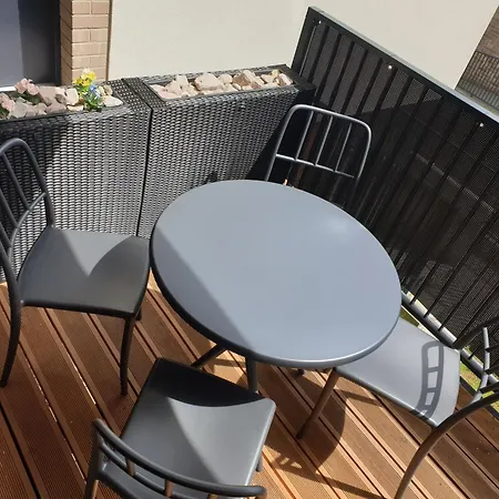 Lägenhet Near The Airport-