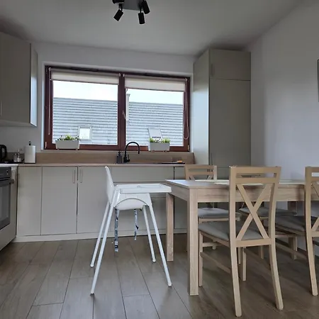 Apartman Near Airport & Free Parking